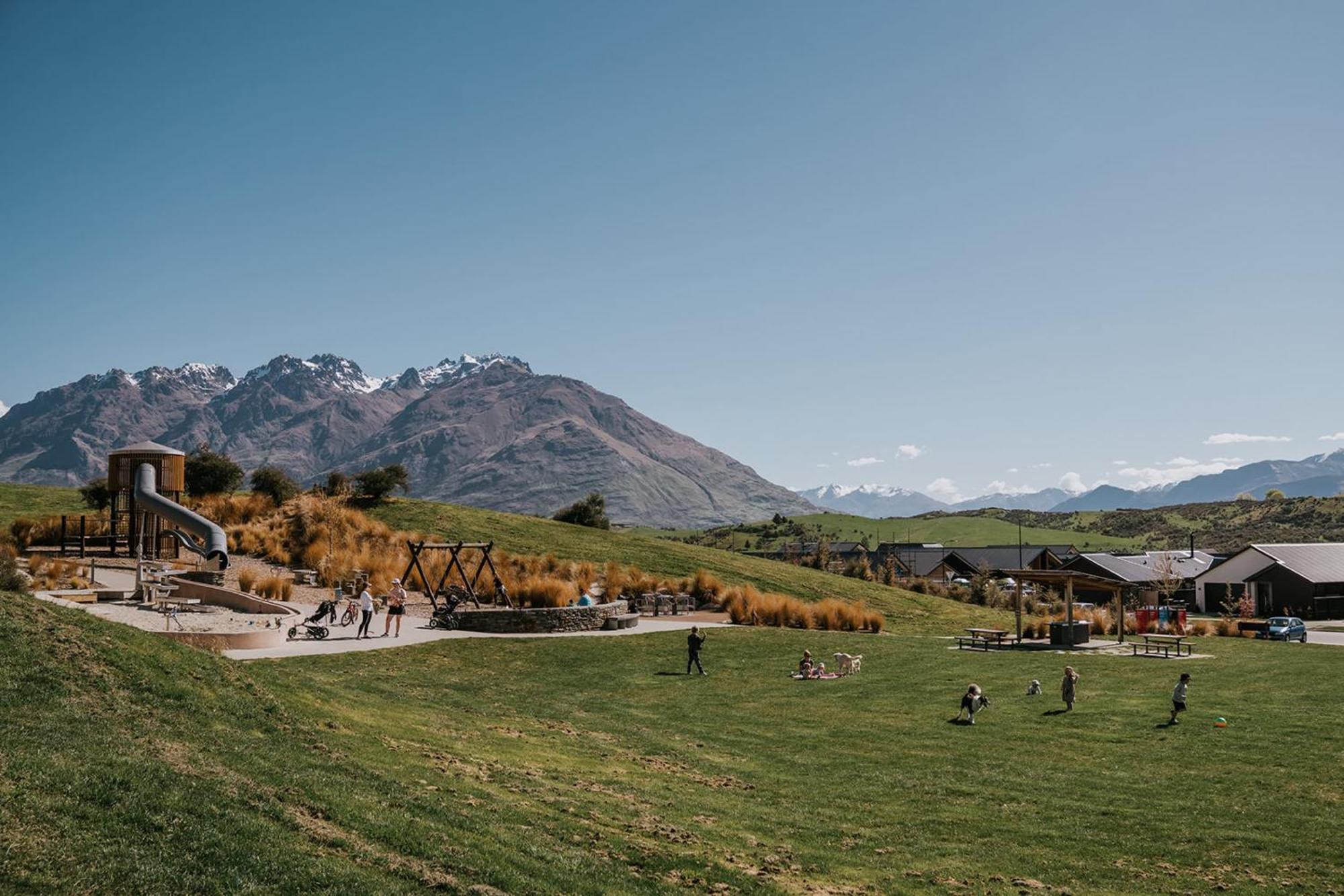 Nestled Below The Remarkables Queenstown Kültér fotó
